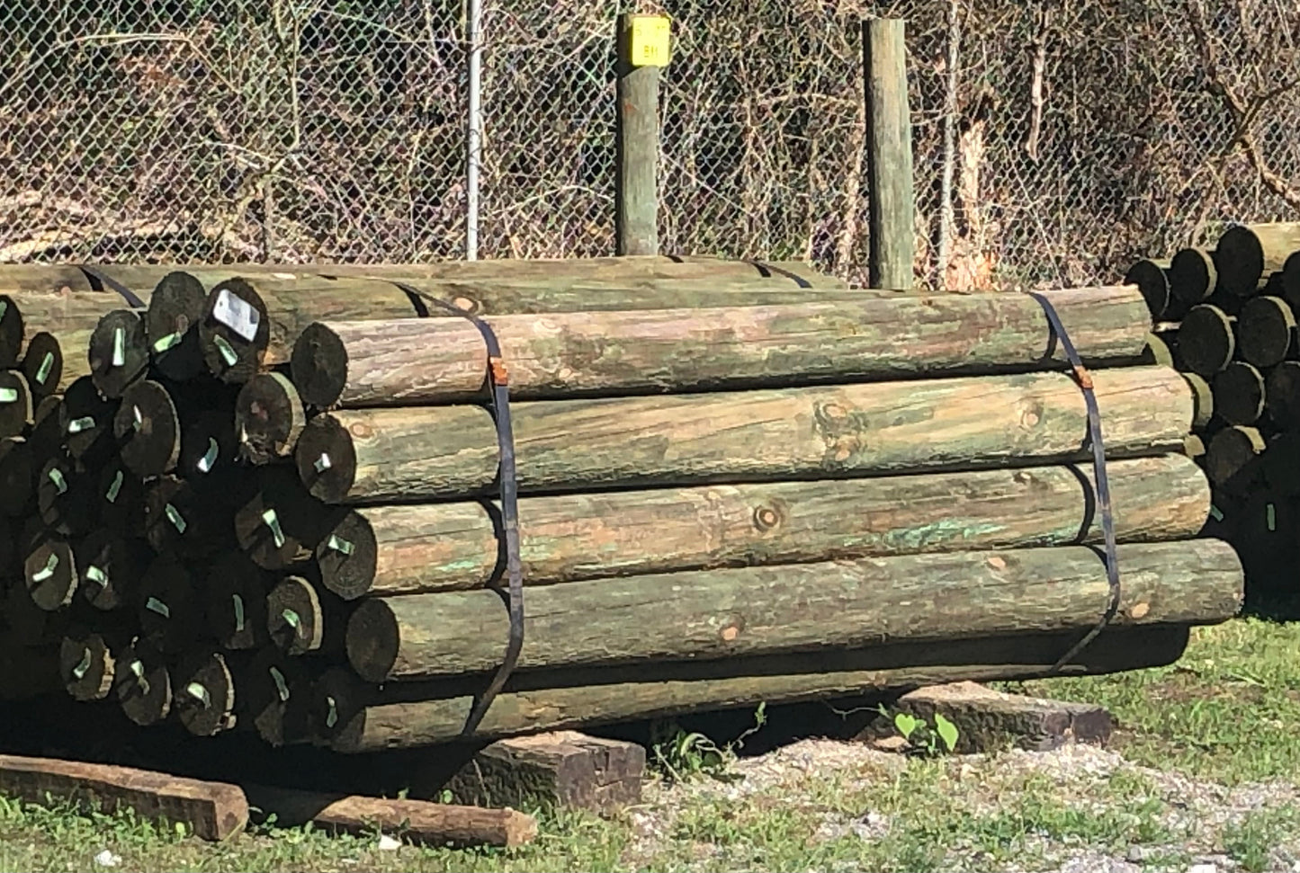 AG WOOD POST 6-7 8FT LONG (FORM ST: EXC-2)