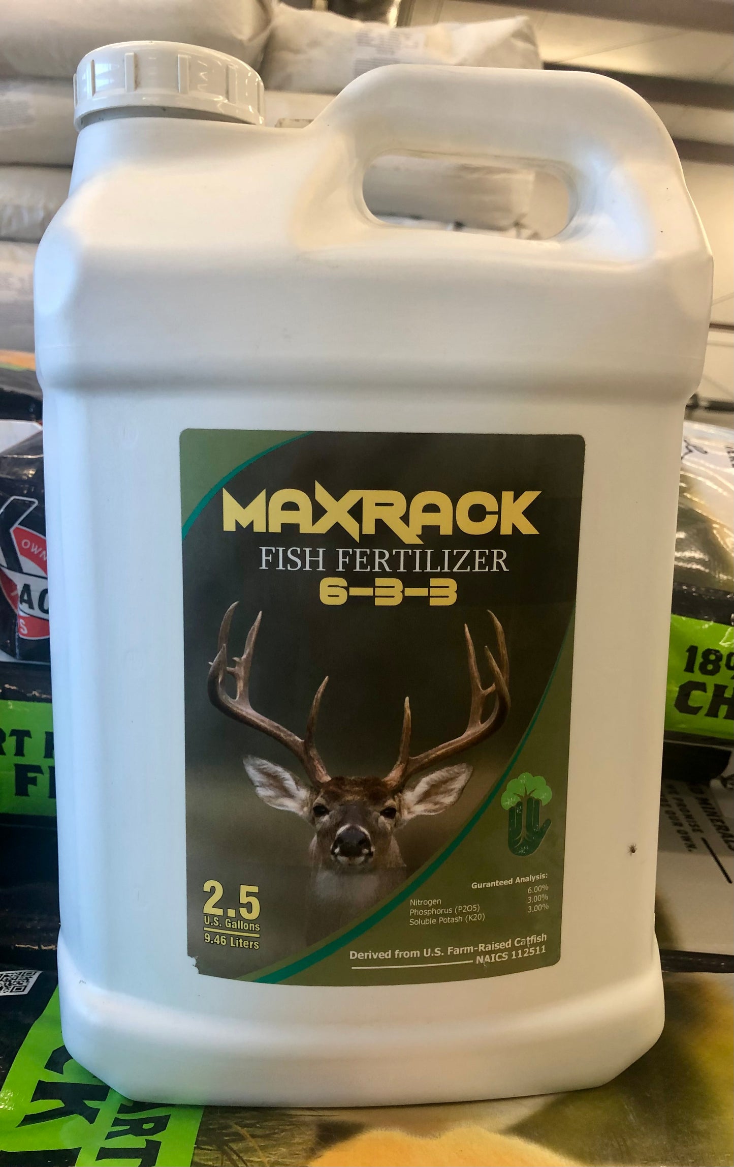 Max Rack 6-3-3         2 1/2-gallon fish fertilizer